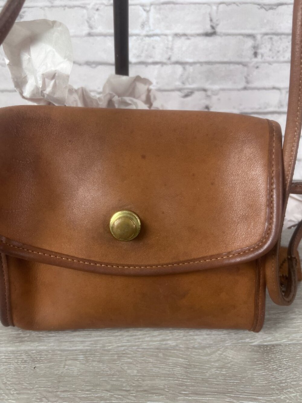 Vintage Coach 9892  Chrystie British Tan Leather Crossbody Bag Purse 90s - Picture 2 of 11